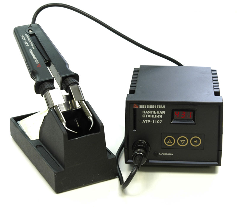 АТР-1107 Паяльная станция